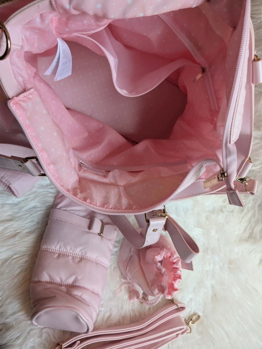 Nwot Light Pink Diaper Tote Bag with Matching Accessories - Picture 3 of 3